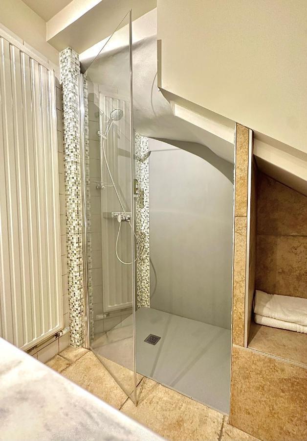 Hostellerie De Bretonniere - Groupe Logis Hotels Бон Экстерьер фото