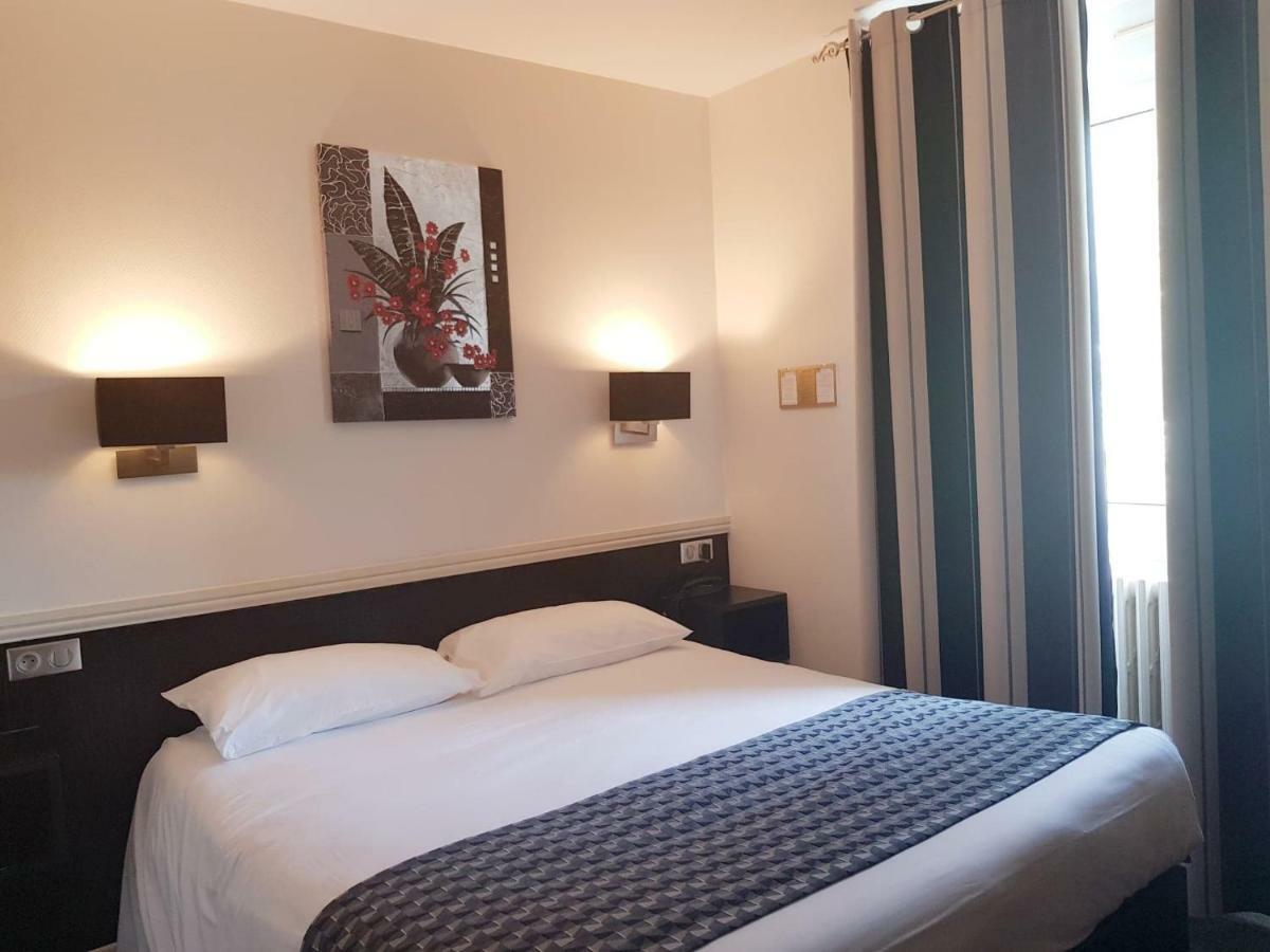 Hostellerie De Bretonniere - Groupe Logis Hotels Бон Экстерьер фото
